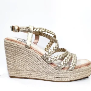 Sandalia dorada trenzada 17