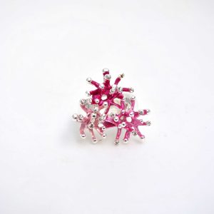 Anillo fucsia flores