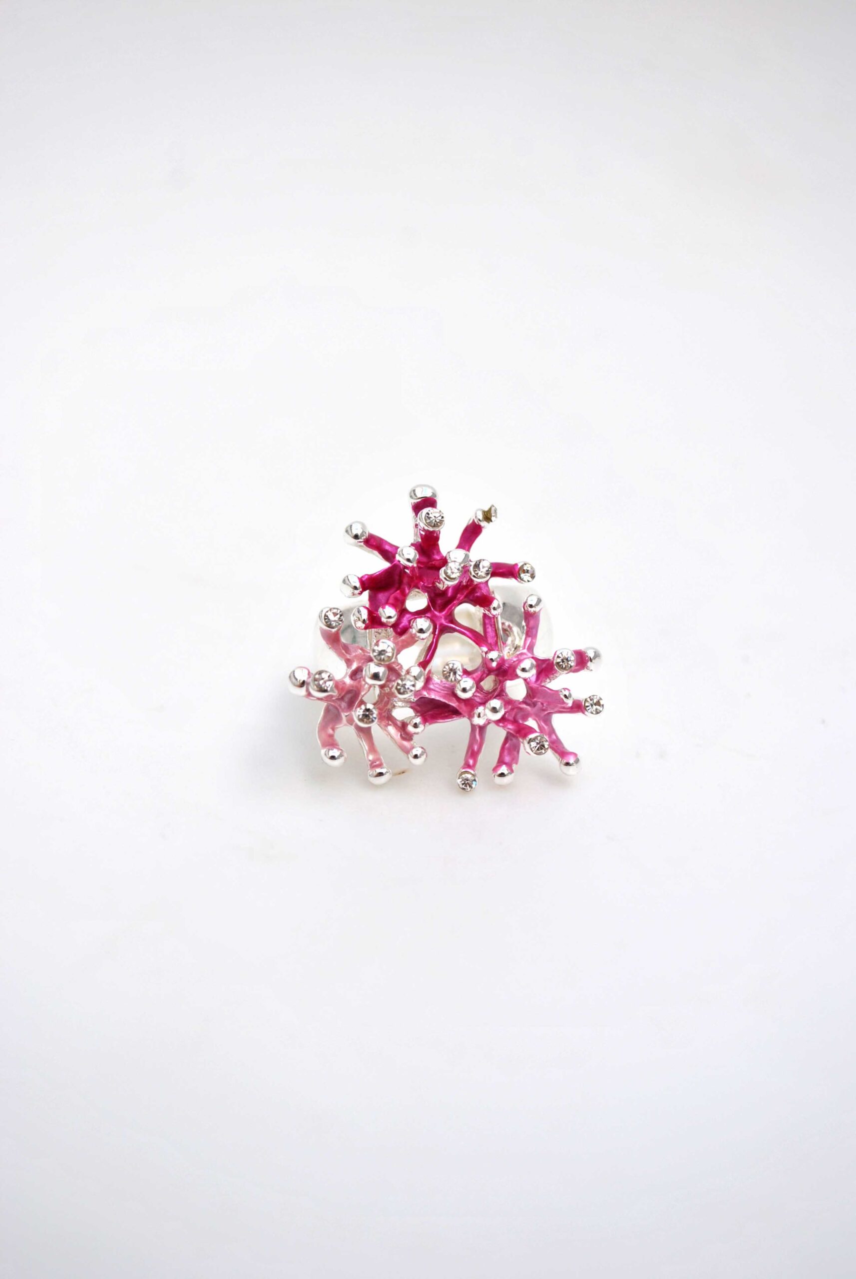 Anillo fucsia flores